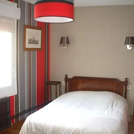 Chambres D'hotes La Des Fleurs Отель типа 